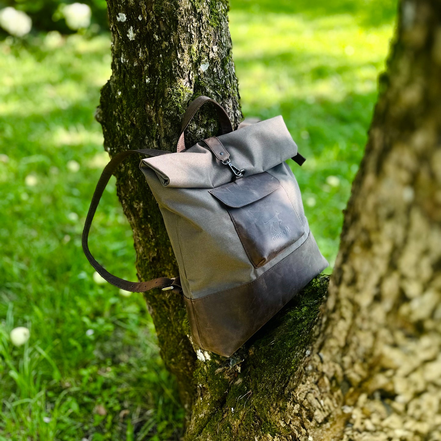 ROLLING BACKPACK